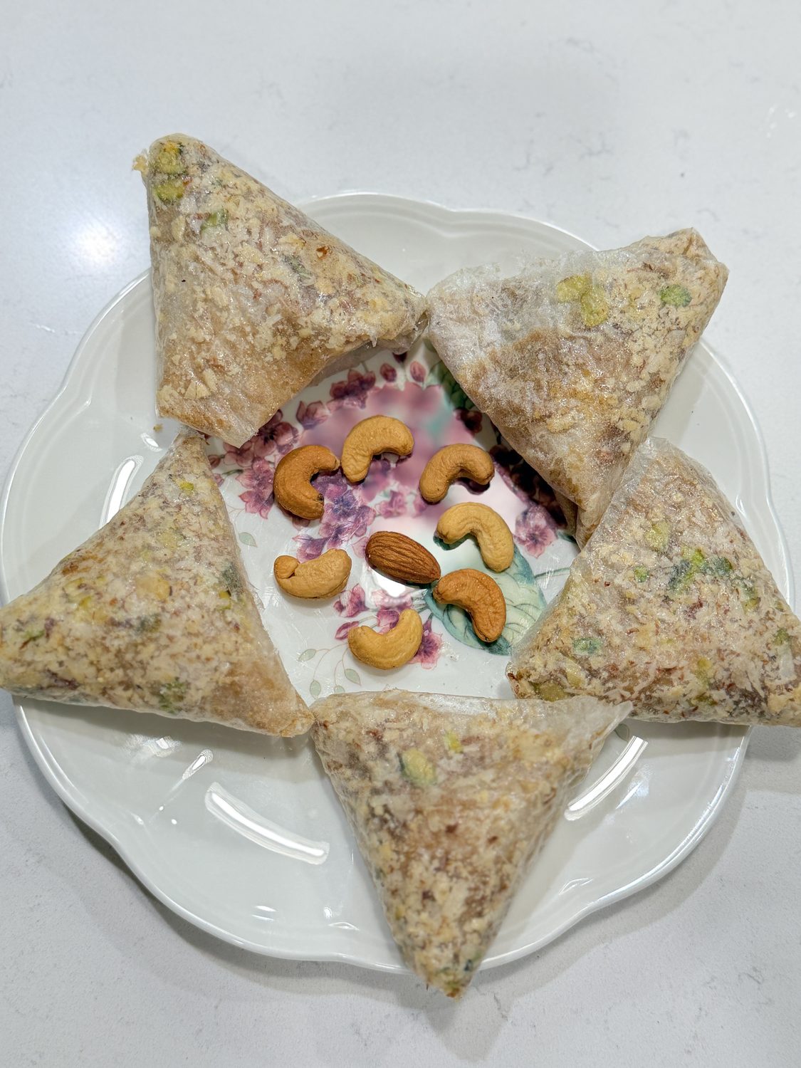 Samosa Putharekulu - Sugar (Dry Fruit)